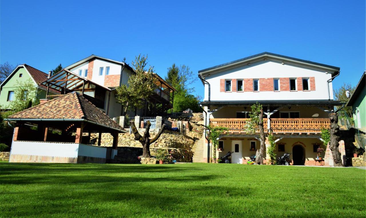 Terrace Apartments Έγκερ Εξωτερικό φωτογραφία