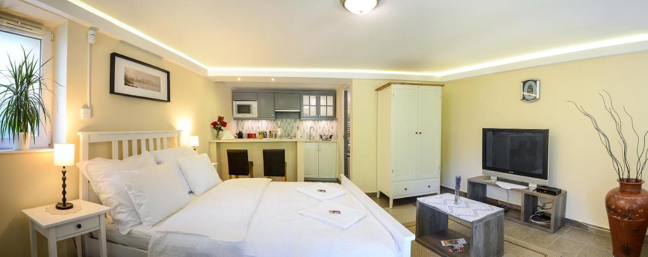 Terrace Apartments Έγκερ Εξωτερικό φωτογραφία