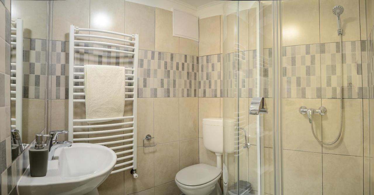 Terrace Apartments Έγκερ Εξωτερικό φωτογραφία